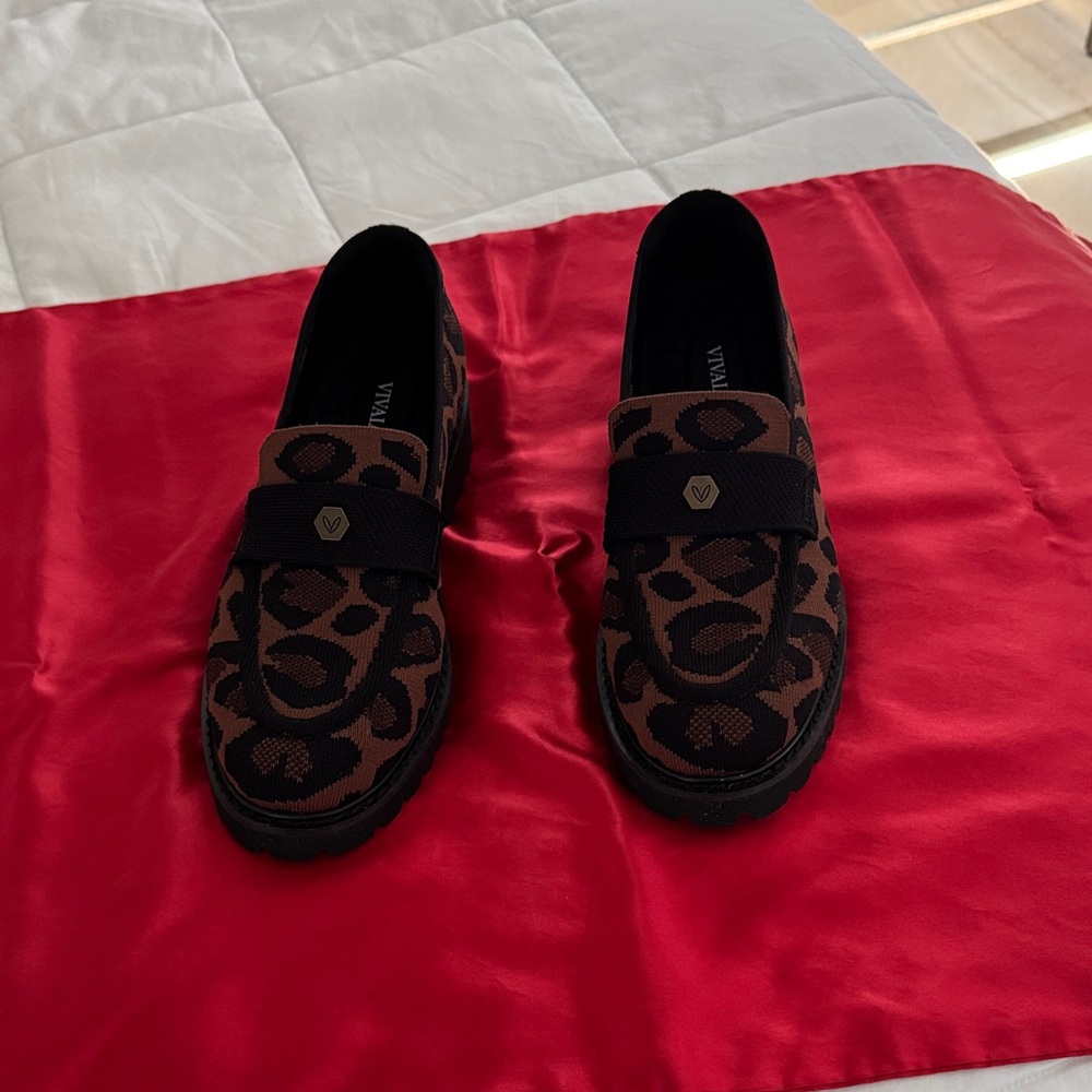 Stylish Brown vivaia platform leopard loafers brand new never been worn.